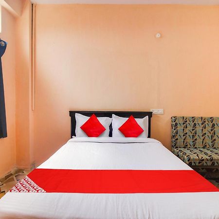 Hotel O R.J.International Pedda Ambarpet Екстер'єр фото