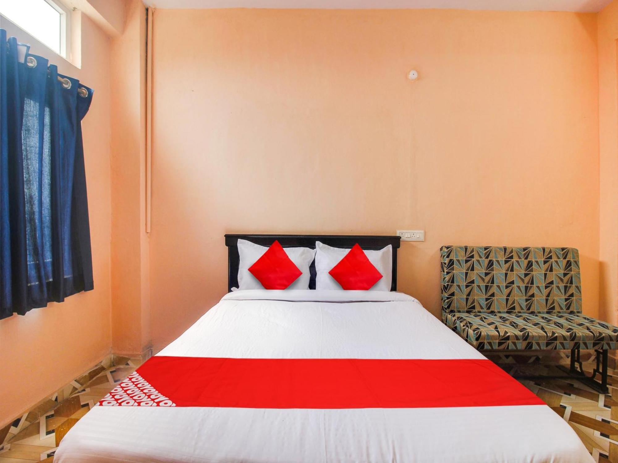 Hotel O R.J.International Pedda Ambarpet Екстер'єр фото