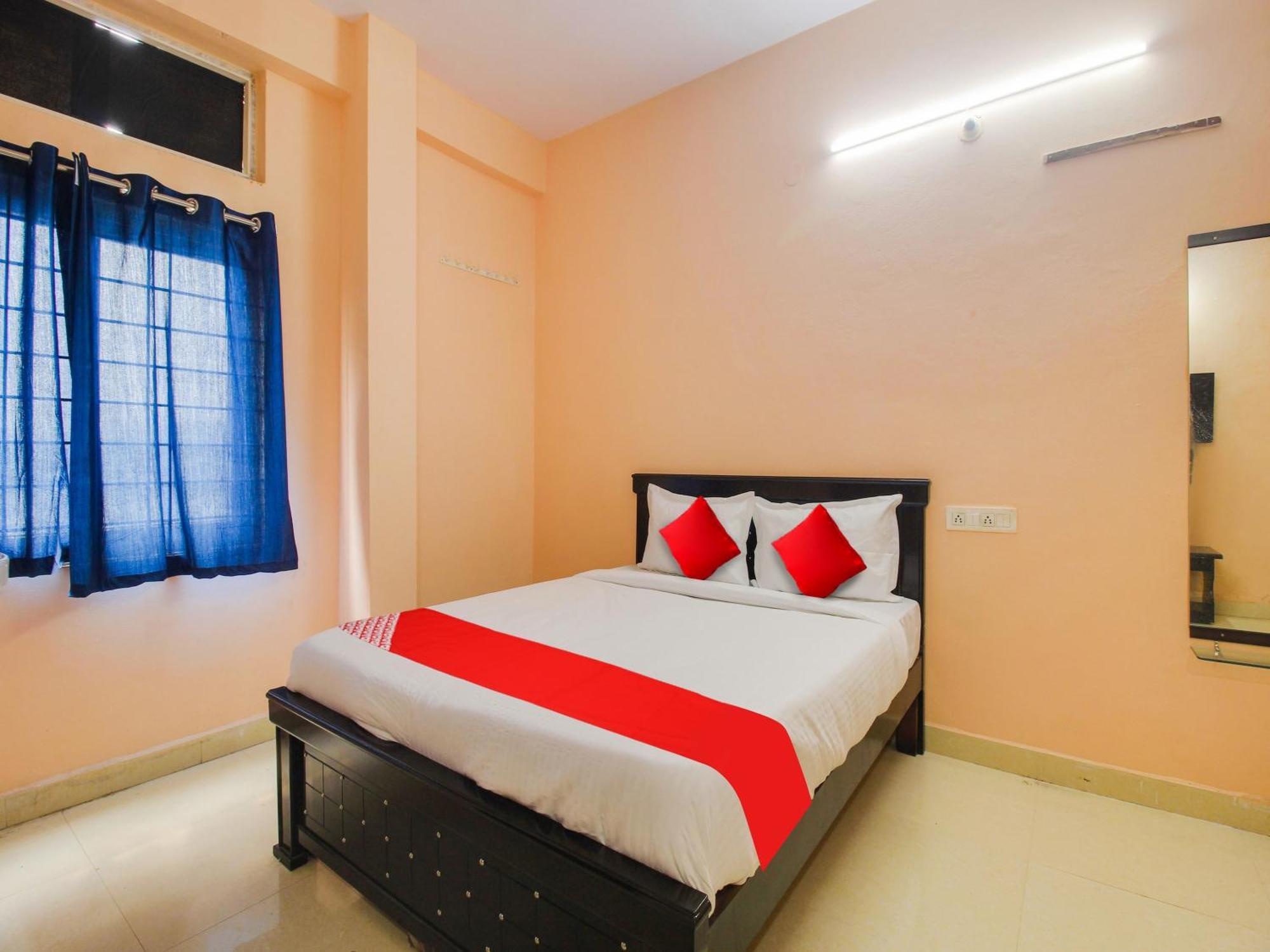 Hotel O R.J.International Pedda Ambarpet Екстер'єр фото