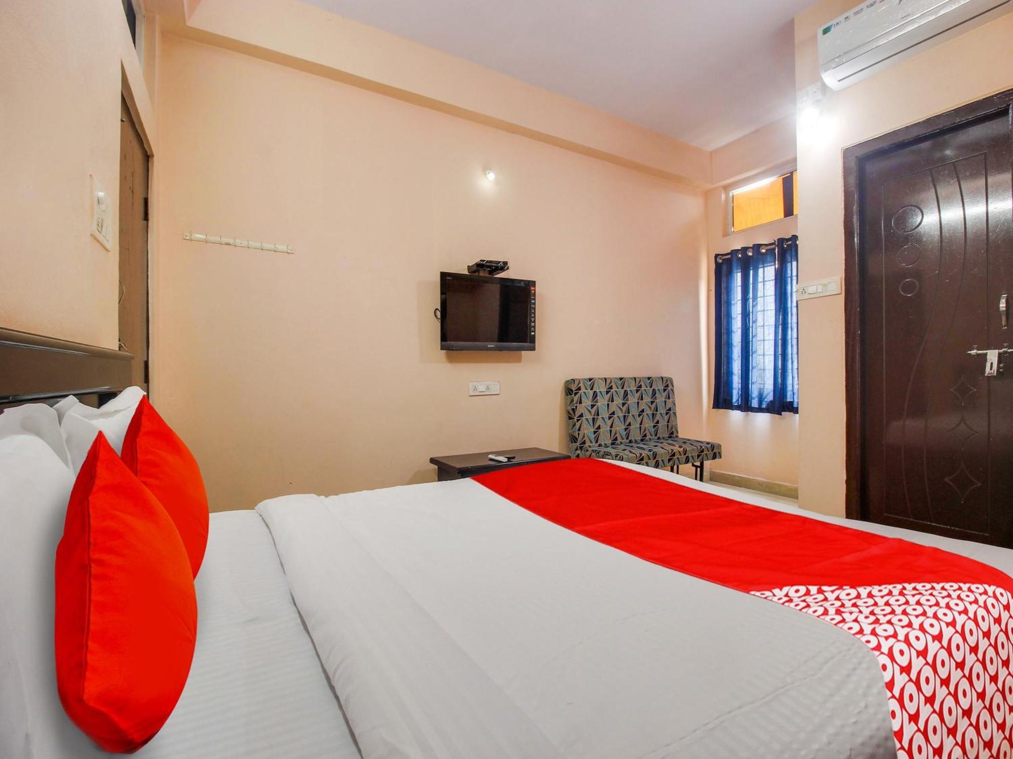 Hotel O R.J.International Pedda Ambarpet Екстер'єр фото